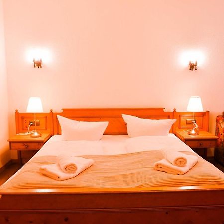 Hotel Gaestehaus Linde Mörnsheim Exteriér fotografie